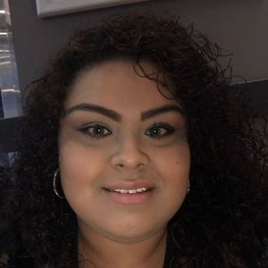 Meet your Posher, Isabel